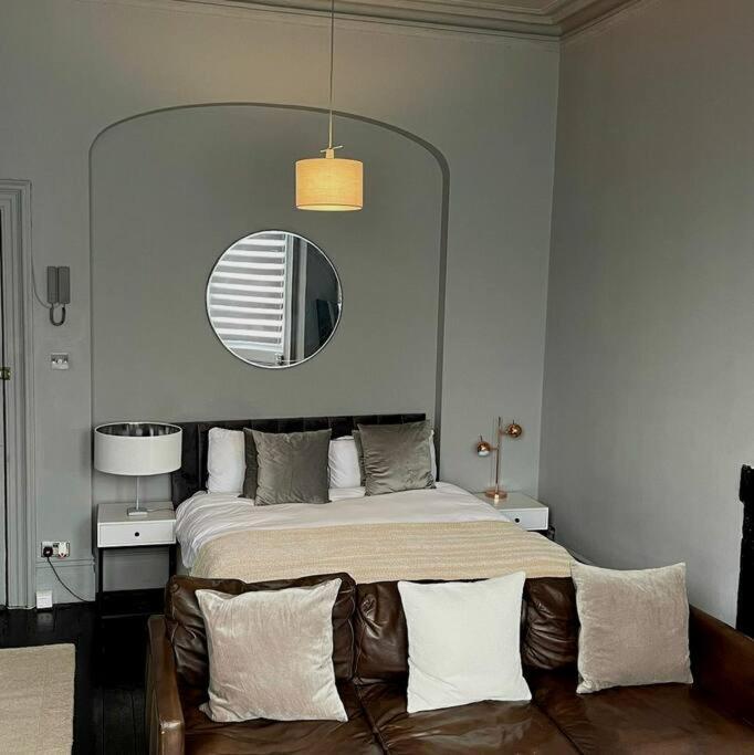 Elegant Studio In Central Hove - 5 Min Walk To Beach - 10 Min To Brighton Bagian luar foto