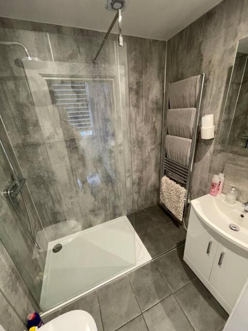 Elegant Studio In Central Hove - 5 Min Walk To Beach - 10 Min To Brighton Bagian luar foto